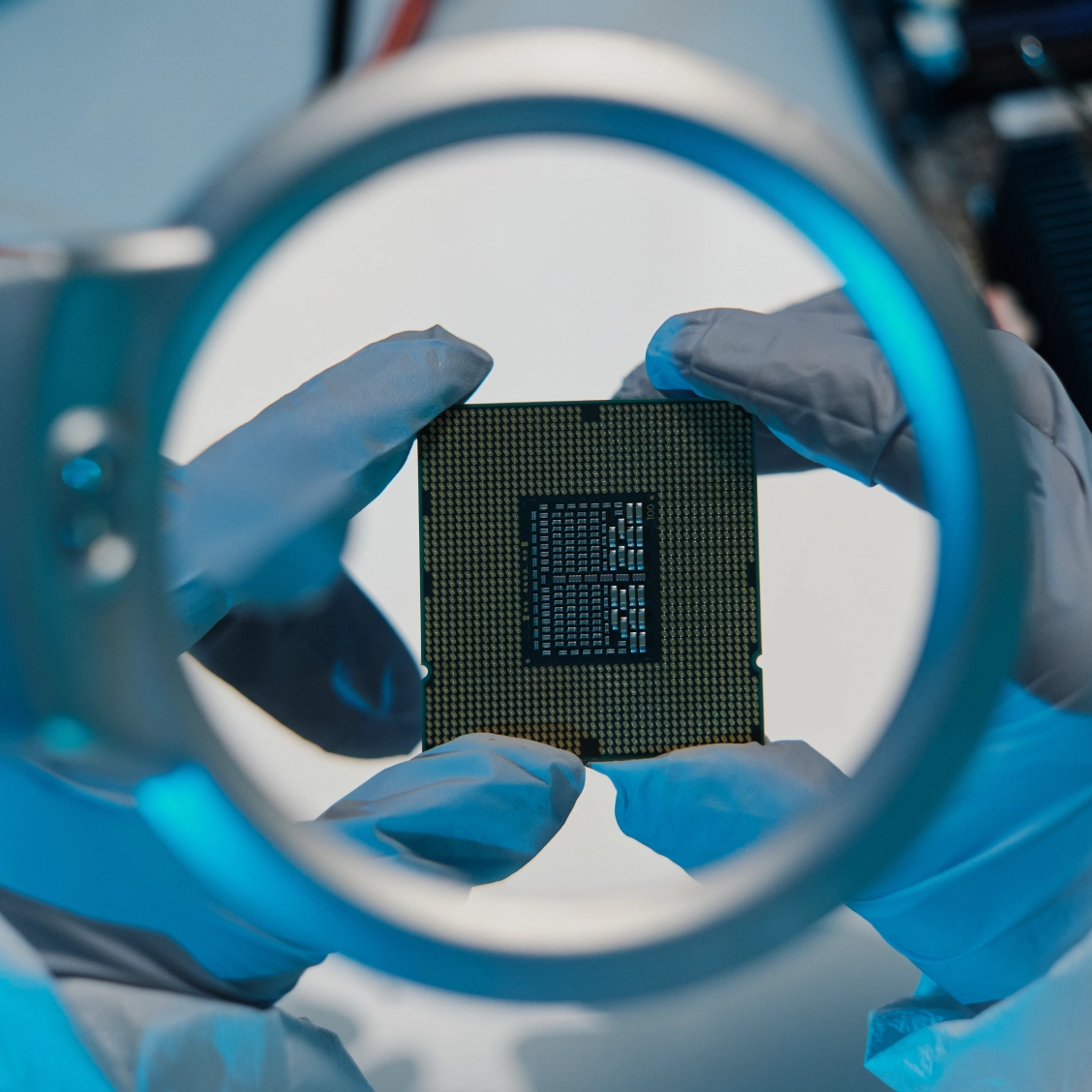 Structured knowledge transfer